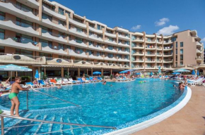 studio 14C in Grenada Hotel complex
